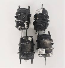 Set of 2 Used Bendix T24/24 Chambers peterbilt 2017