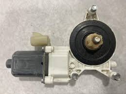 Used Driver Door Regulator (2017 579) peterbilt truck 2017