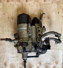Fuel Filter Housing/Parts (Used) dd15 2014
