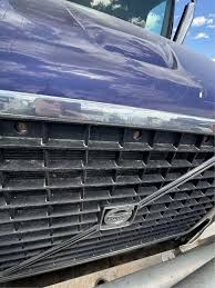 Hood Grilles Volvo VNL 2015