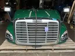 Hood dd15 2014 freightliner